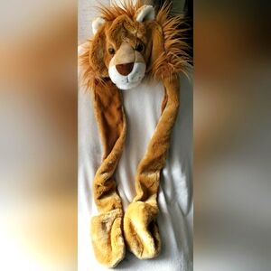 Spirithoods Lion Plush Faux Fur Scarf Paw Print Mittens🦁